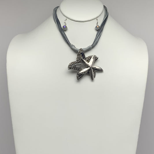 Beaded Starfish Necklace Set