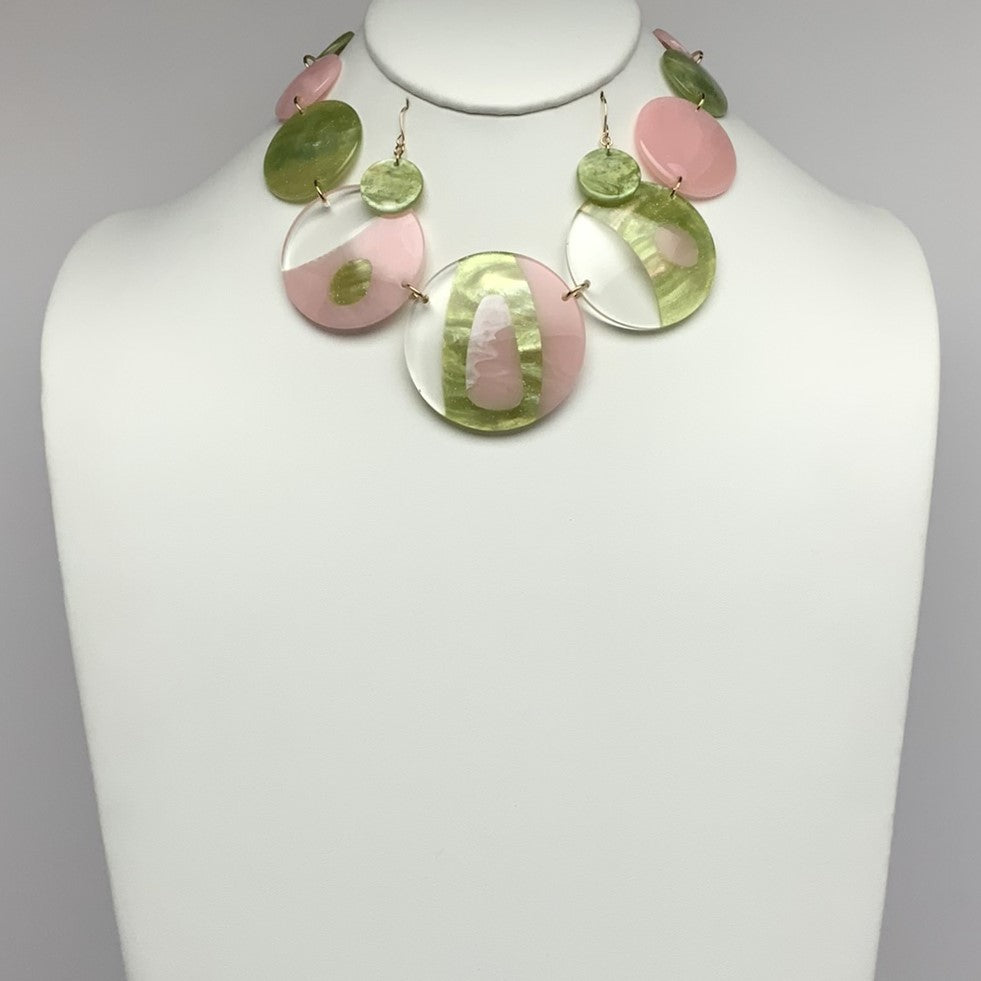 Lucite Link Necklace Set