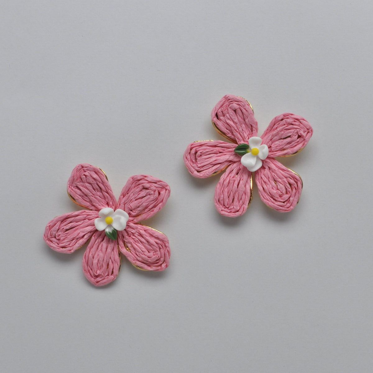 Daisy Twine Earring
