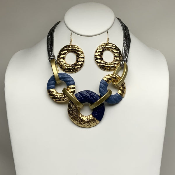 Textured Circle Link Necklace Set