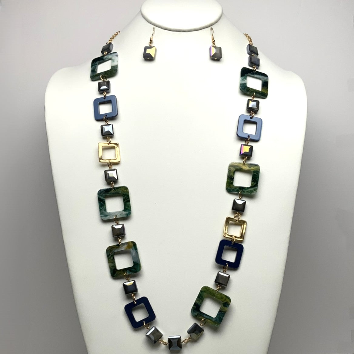 Lucite Square Drop Necklace Set