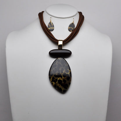 Stacked Marble Oval Cord Necklace Set