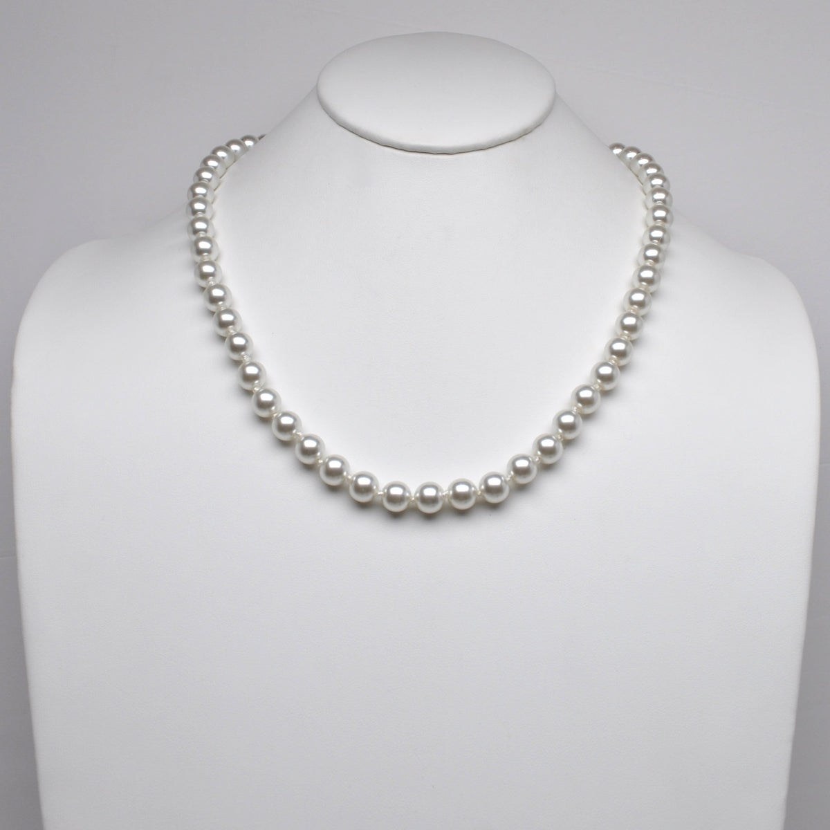 Glass Pearls w/Hand Knot Necklace (24" 10mm)