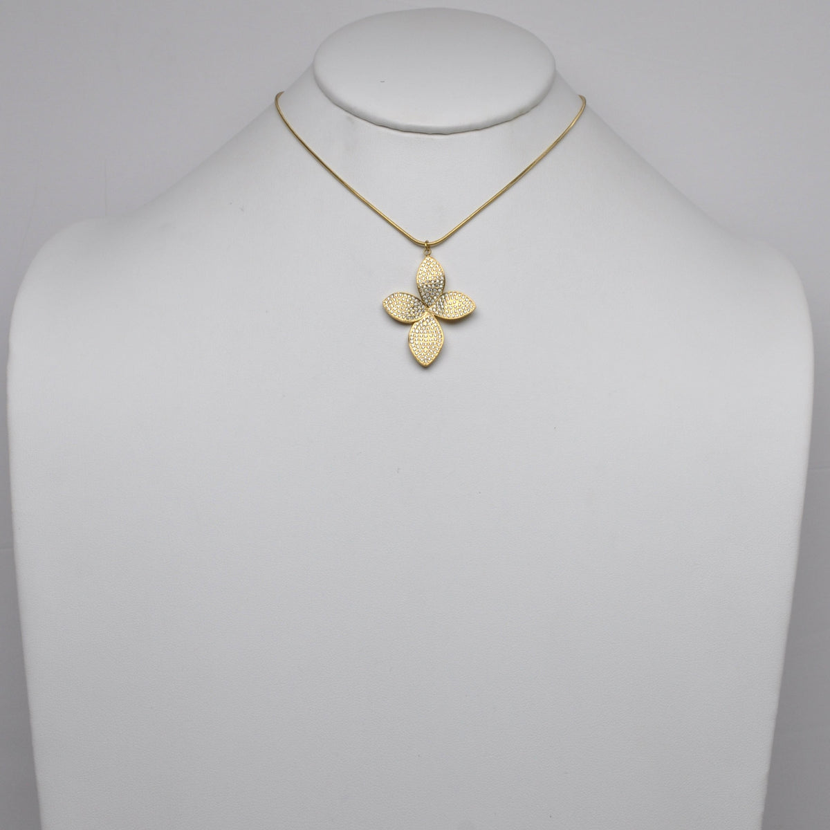 Stainless Steel Crystal Four-Leaf Flower Pendant Snake Chain Necklace