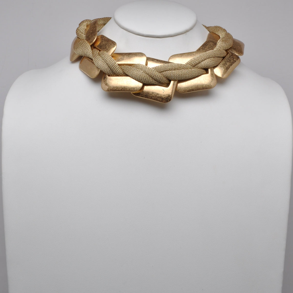 Chunky Braided-Mesh Plate Choker Necklace