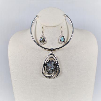 Abalone choker