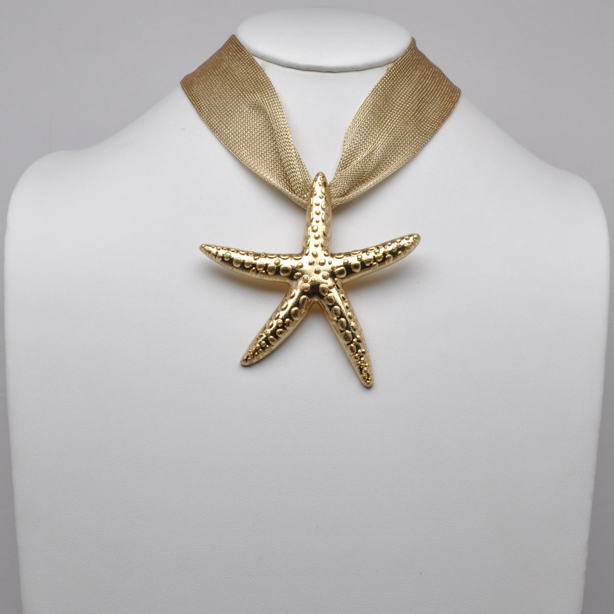 Mesh Cord Starfish Pendant Necklace
