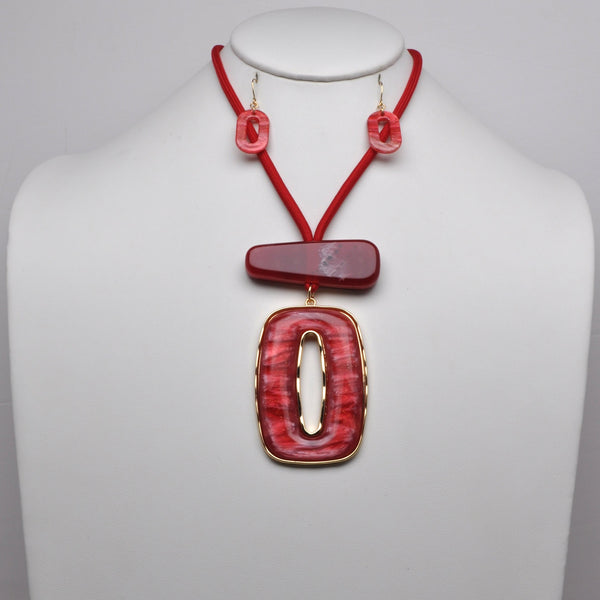 Geometric Resin Pendant Cord Necklace Set