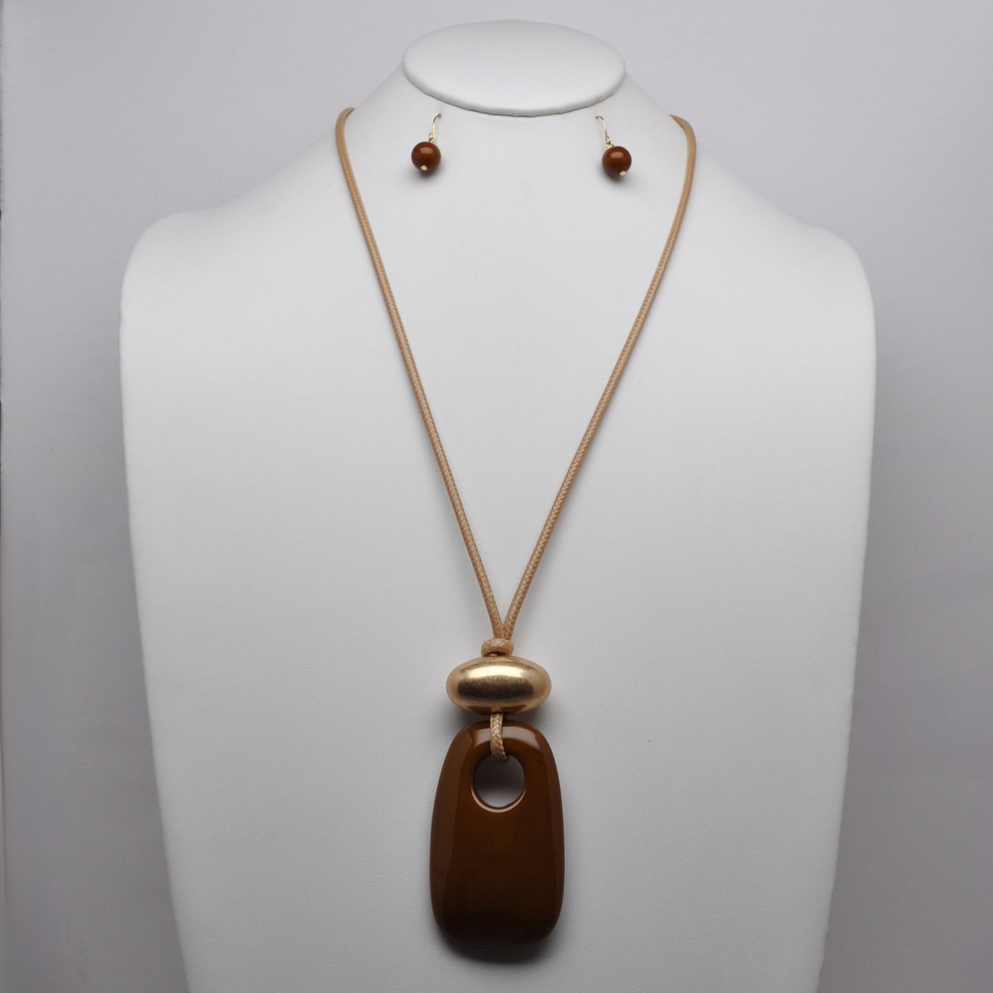 Lucite Piece Pendant Drop Cord Necklace