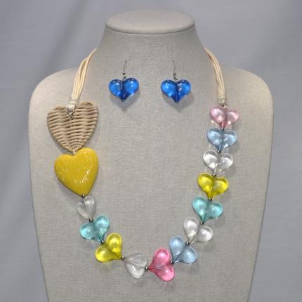 Hearts Necklace Set