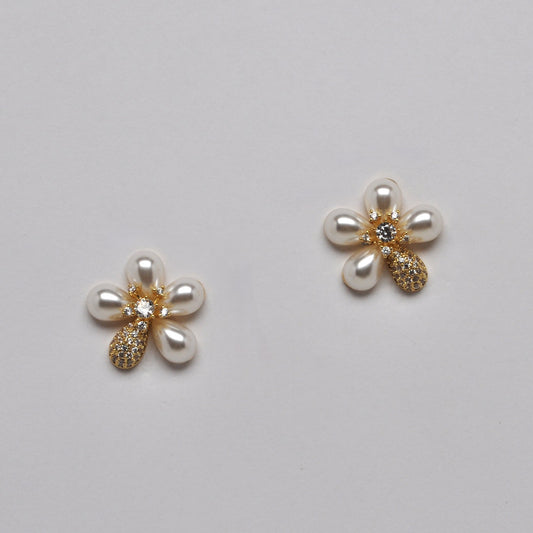 Pearl Flower Stud Earrings