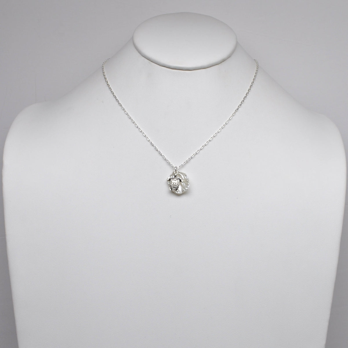 Nautical Shell Back Necklace