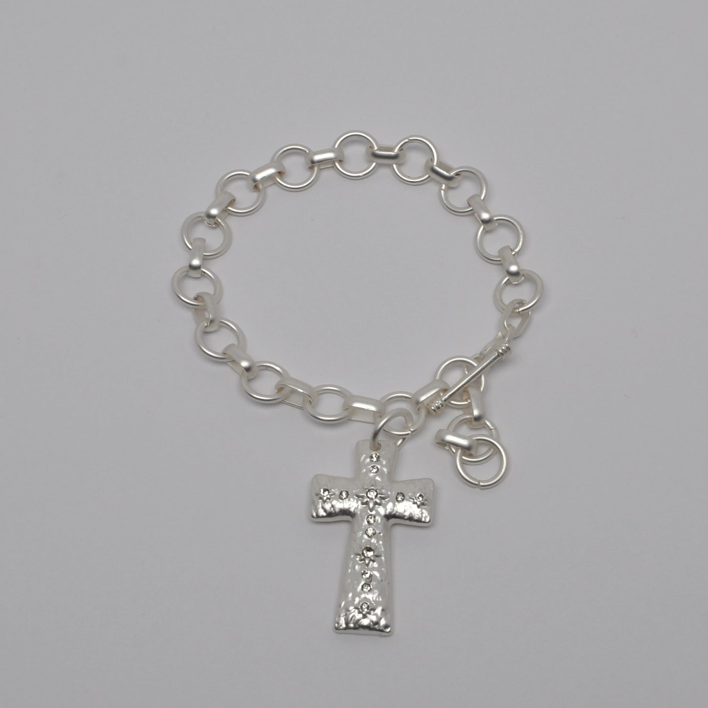 Circle Link Toggle Clasp Cross Bracelet