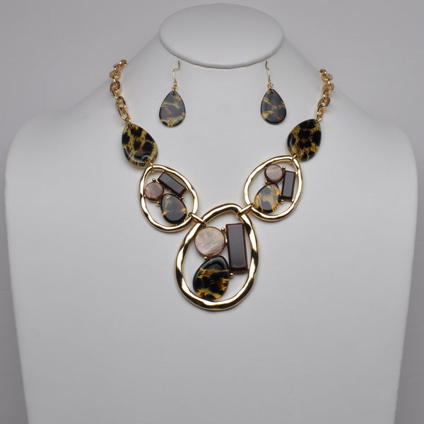 Geometric Resin Open Ring Statement Necklace