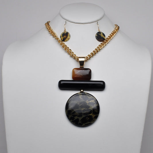 Stacked Geometric Pendant Curb Chain Statement Necklace Set