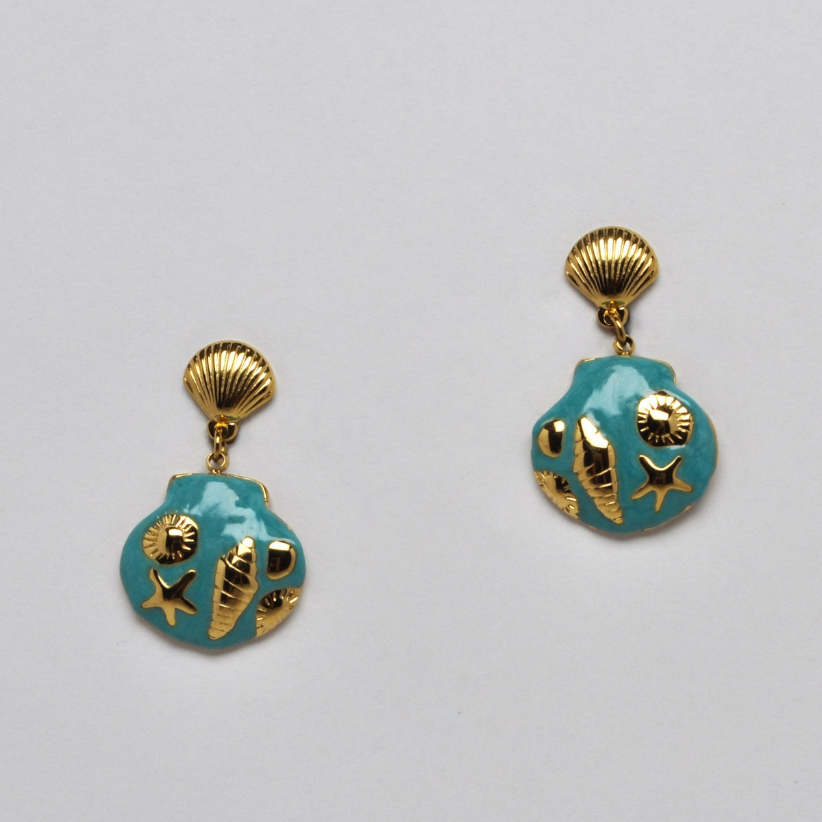 Shell w/Sealife Design Print Earrings