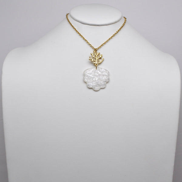 Coral Branch & Fan Shell Pendant Link Chain Necklace