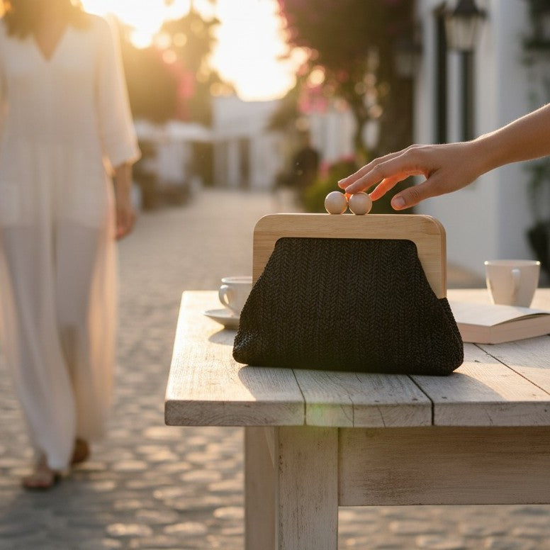 Wicker Pouch Wooden Magnetic Clasp Clutch