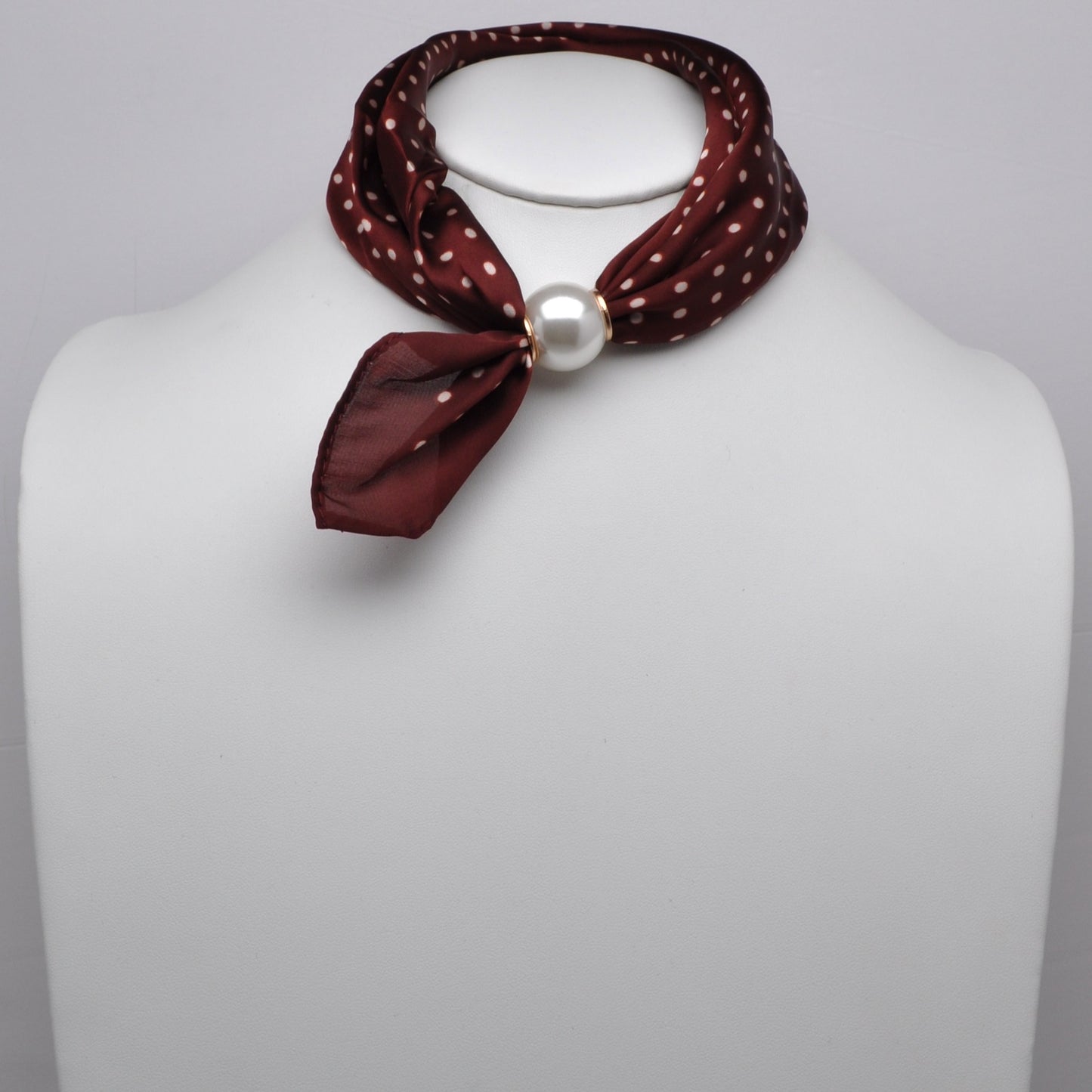 Polka Dot Pearl Magnetic Scarf
