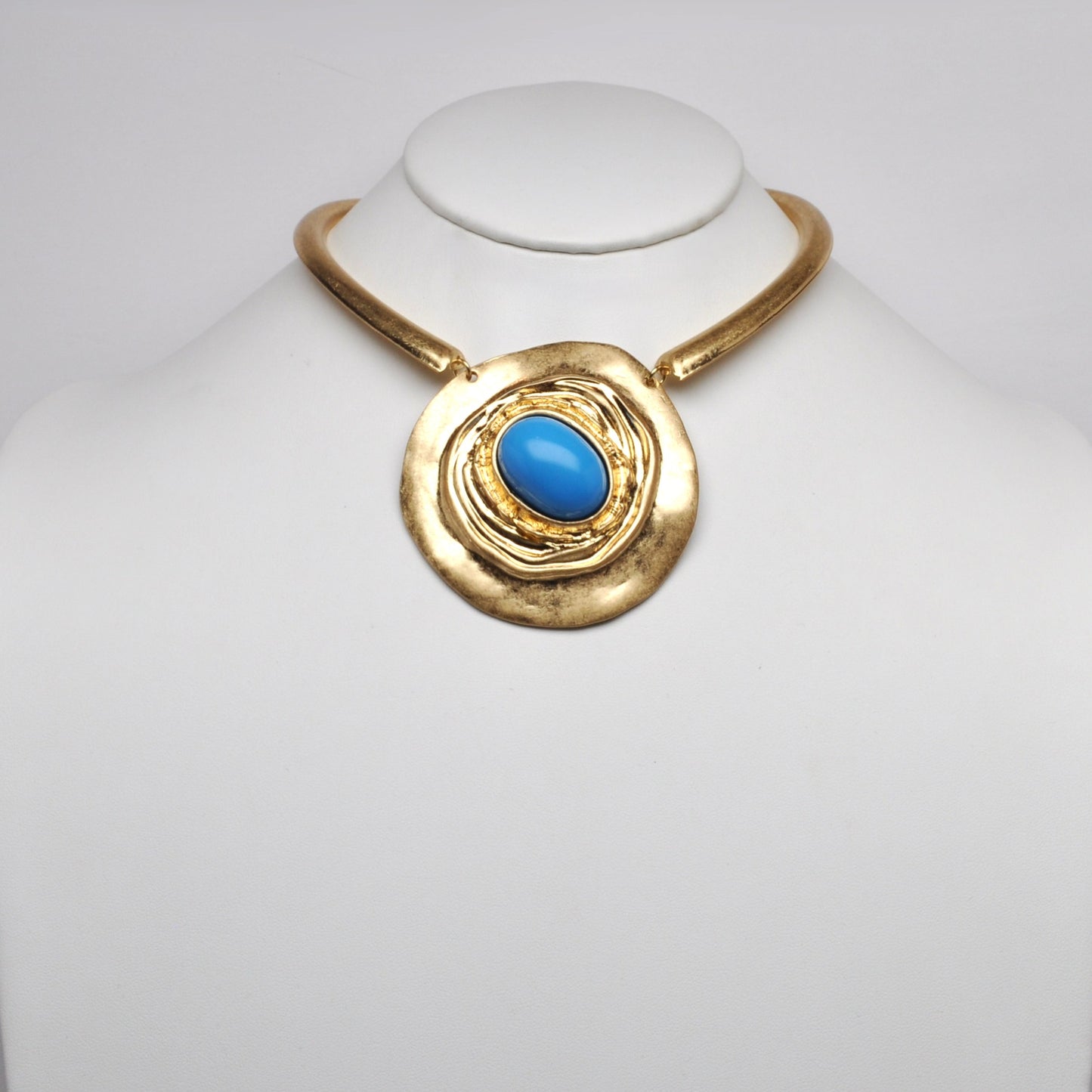 Torque Lucite Pendant choker necklace
