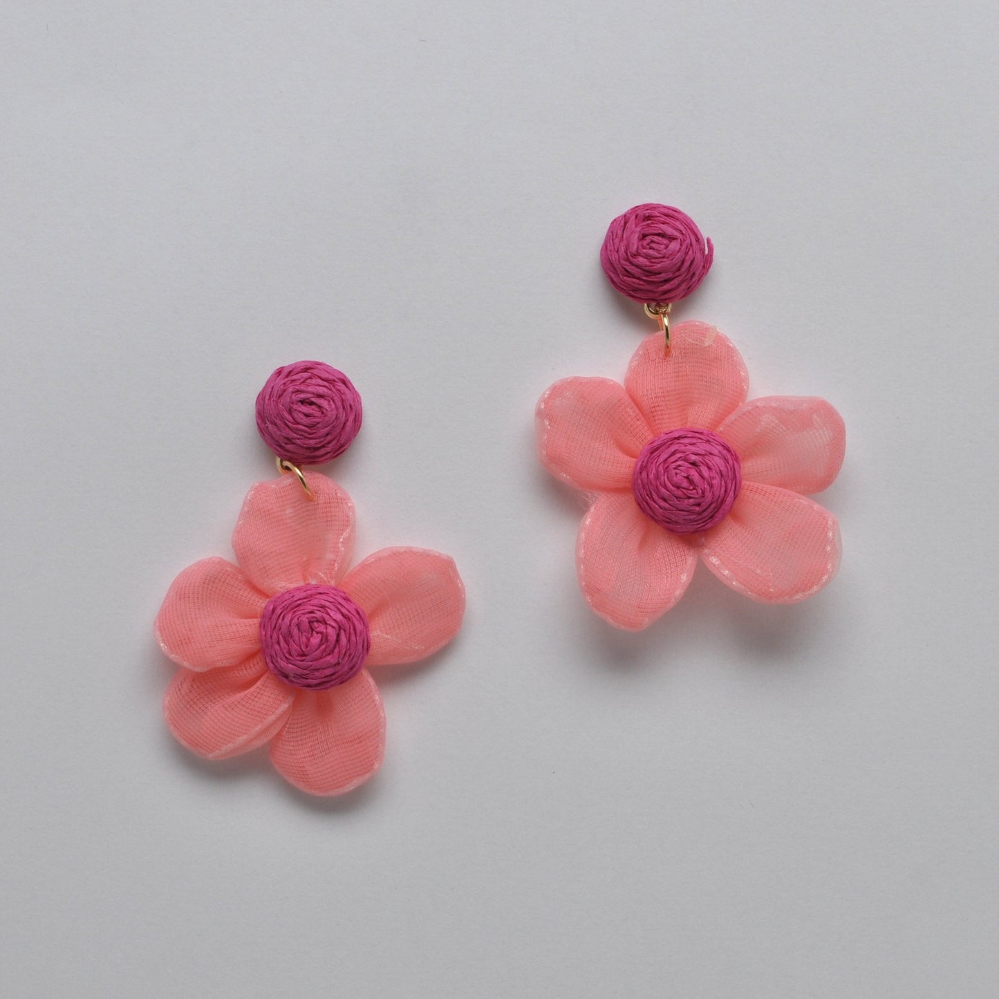 Drop Straw Flower Earrings