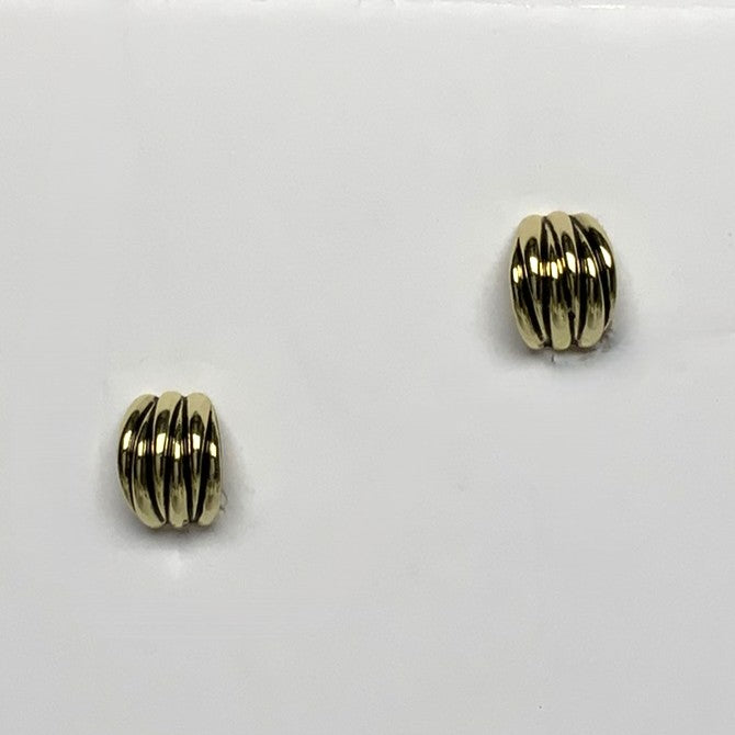 Ribbed Clip On Earrings