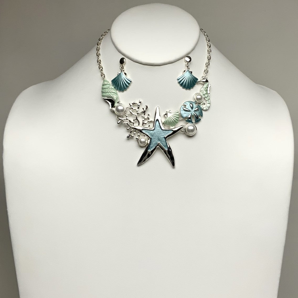 Enamel Shell Life Bib Style Necklace Set
