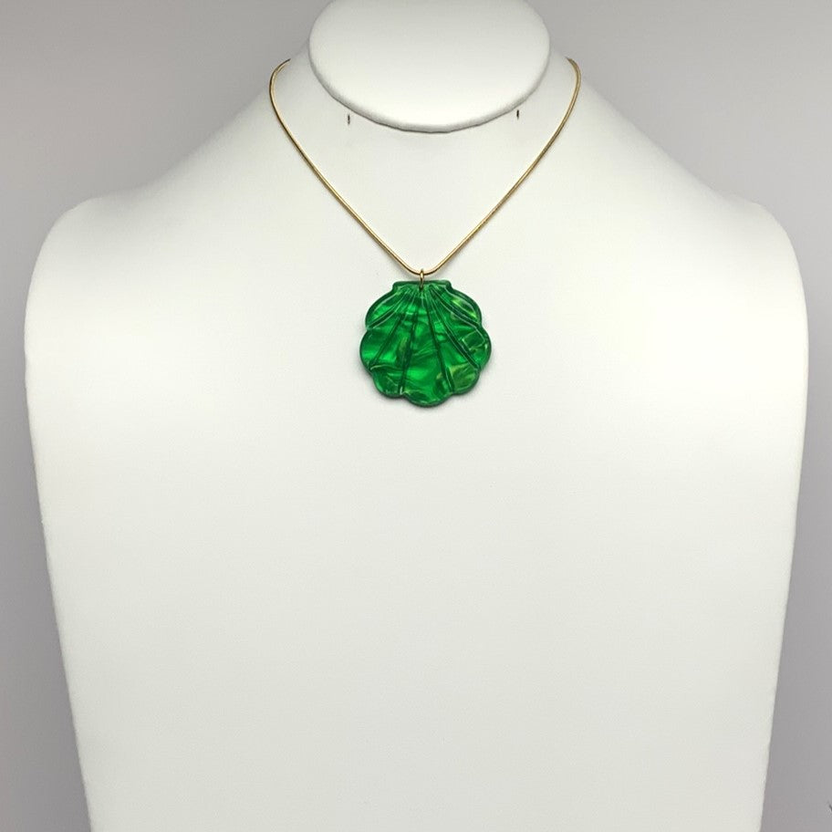 Green Lucite Clamshell Necklace