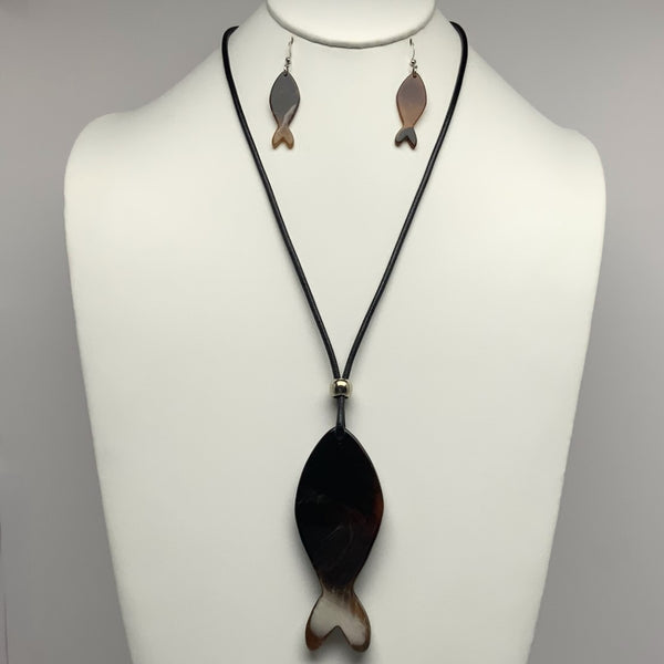 Lucite Fish Necklace Set