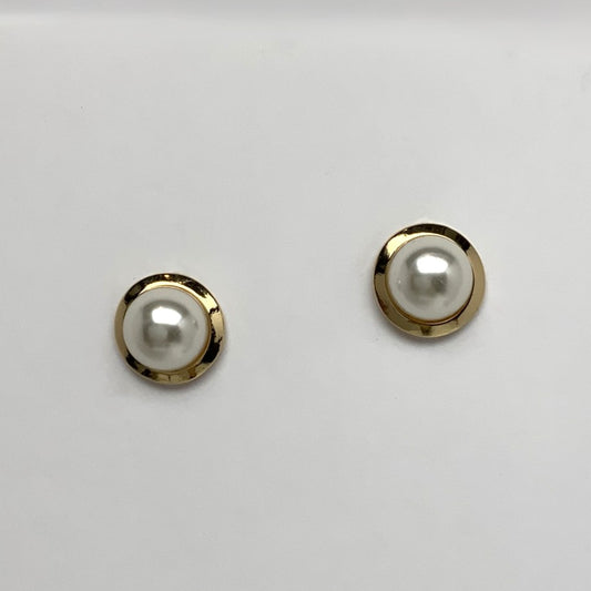 Pearl Clip On Earrings
