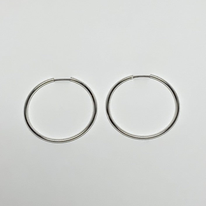 Smooth Mid-Size Hoop Earrings