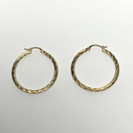 Ribbed Hoop Earrings