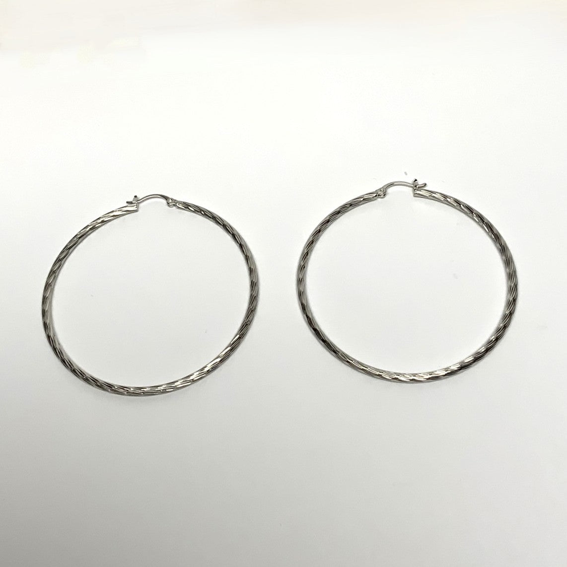Big Ribbed Hoop Earrings