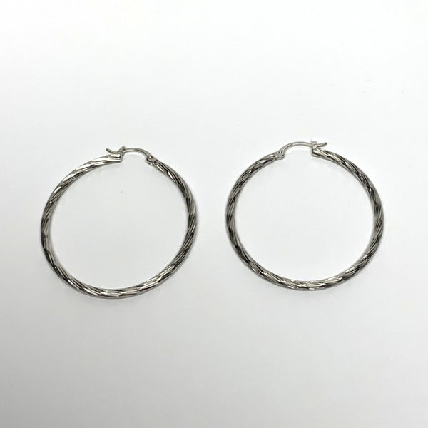 Mid-Size Ribbed Hoop Earrings
