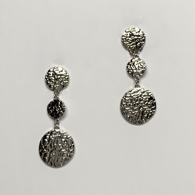 Hammered Circle Dangling Clip On Earrings