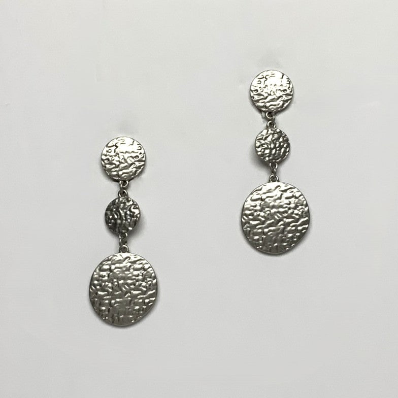 Hammered Circle Dangling Clip On Earrings