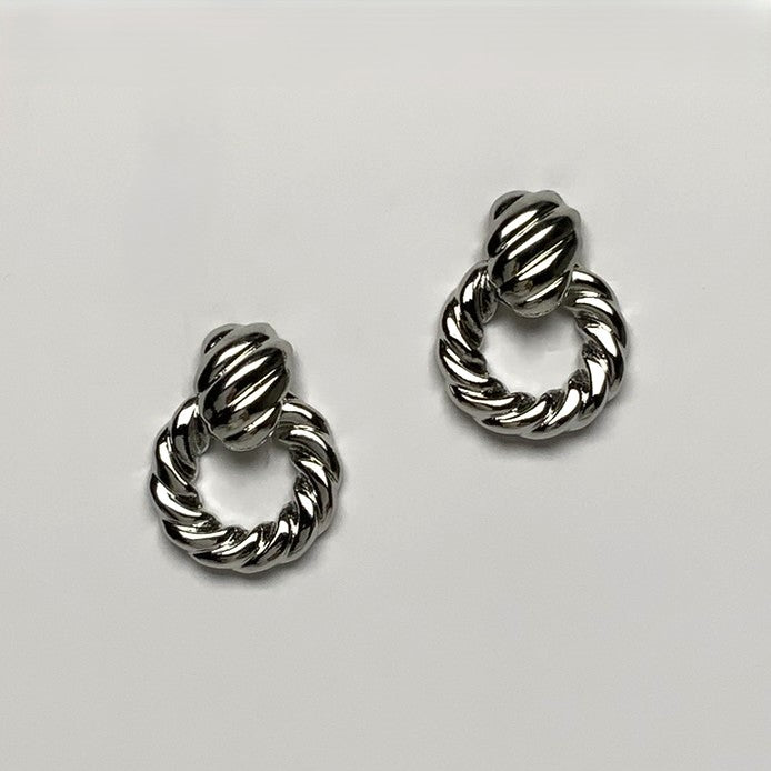 Ribbed Circle Drop Clip On Earrings
