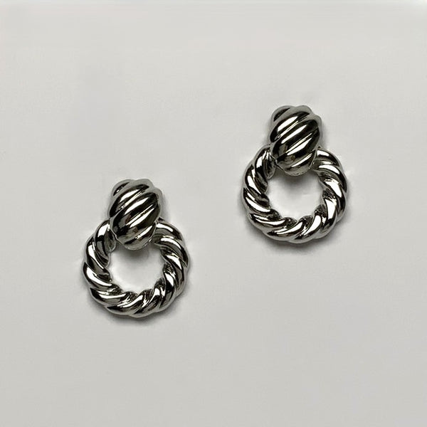 Ribbed Circle Drop Clip On Earrings