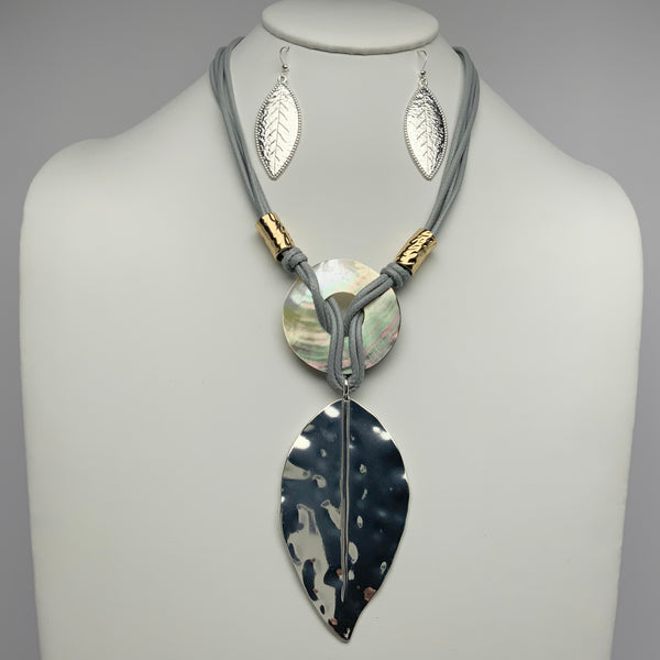 Leaf Drop Necklace Set