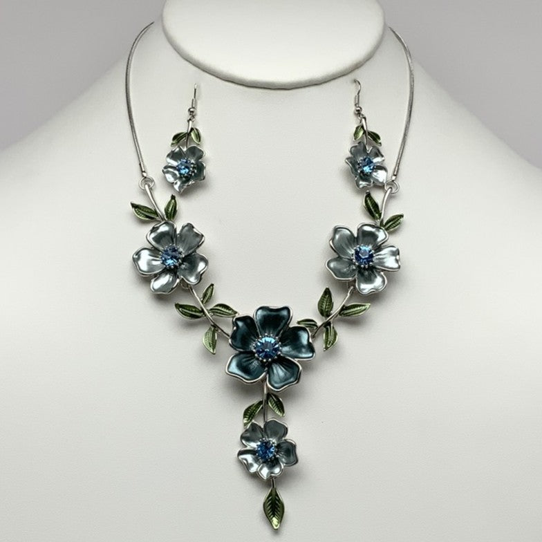 Two-Toned Flower Drop Necklace