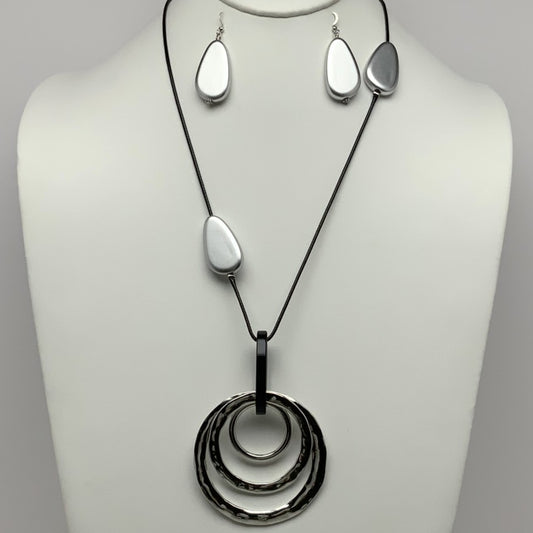 Circle Silver Necklace