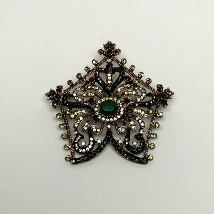 Antique-like Crystal Pin
