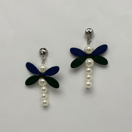 Dragonfly Pearl Earrings
