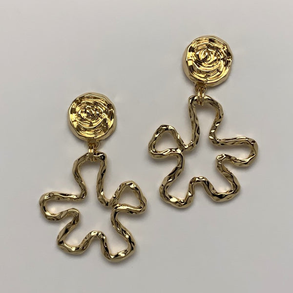 Wavy Flower Shaped Clip On Earrings