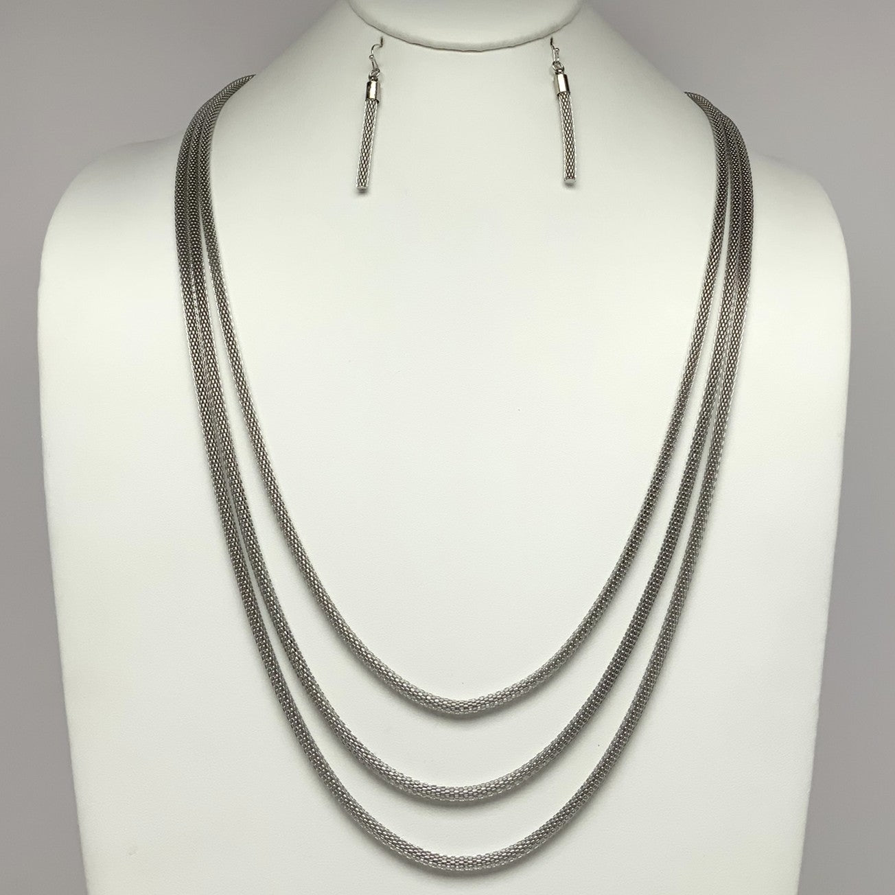 Layered Snake Chain Necklace Set