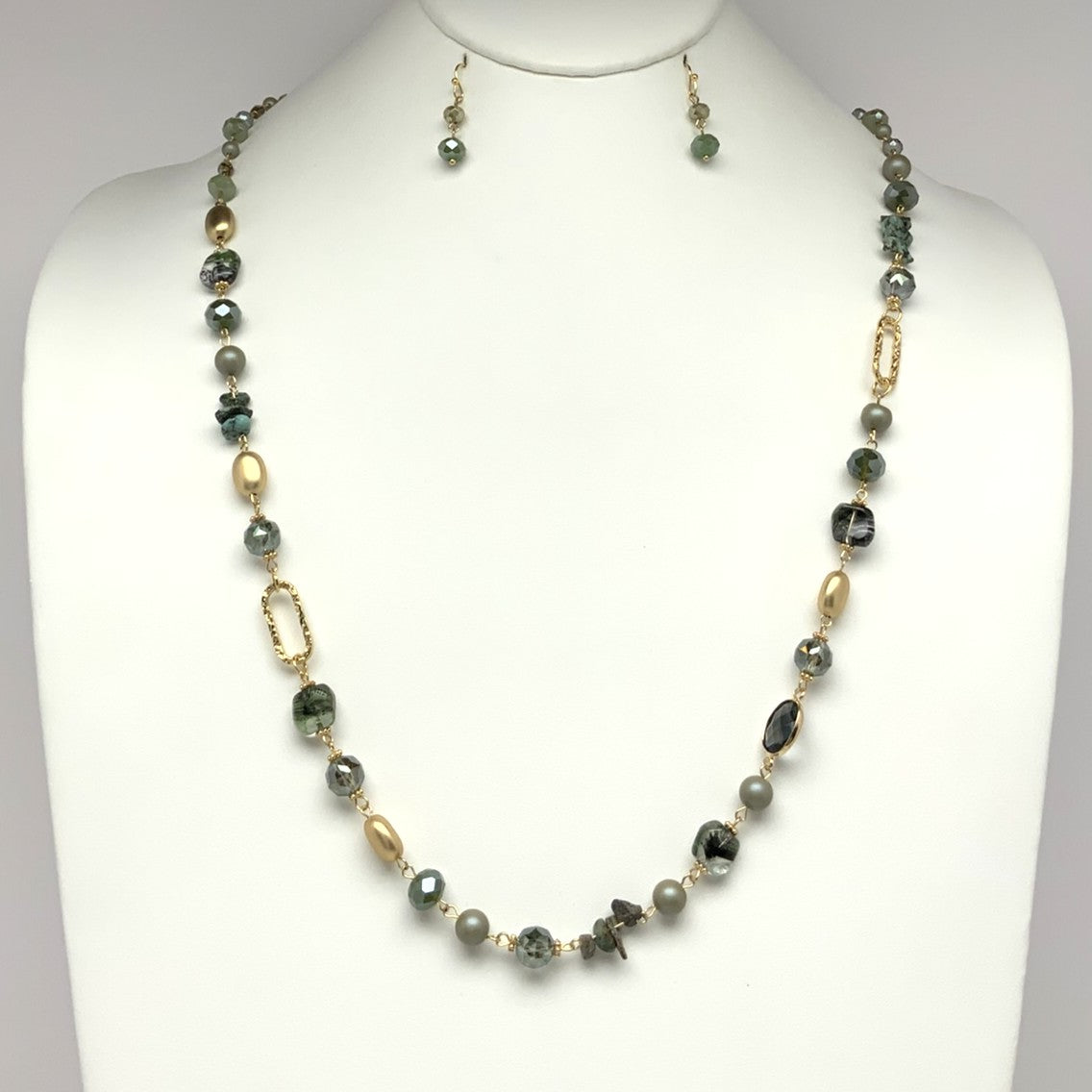 Crystal Lucite Stone Drop Necklace Set