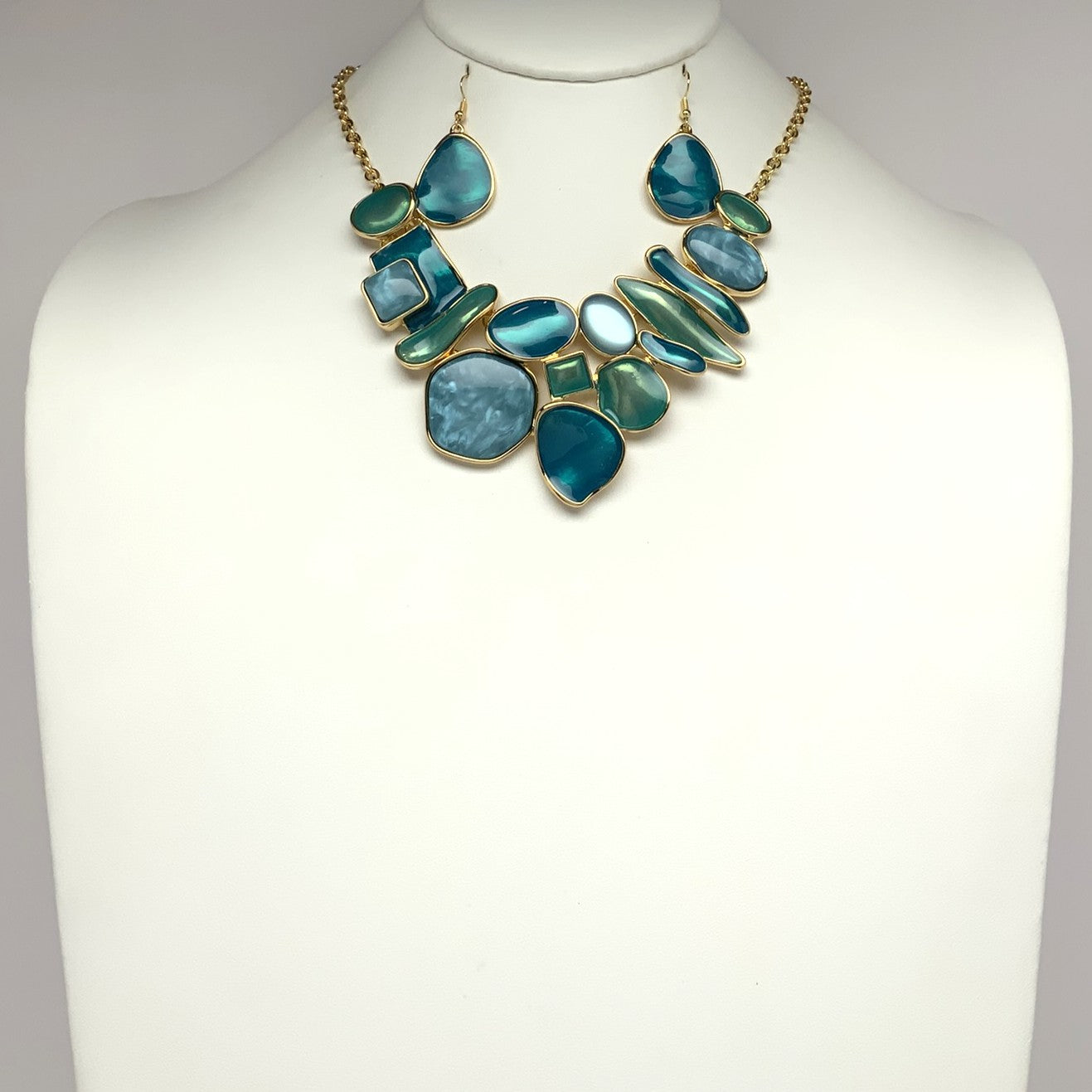 Abstract Enamel Bib Style Necklace Set
