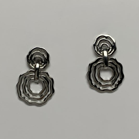 Wavy Circles Clip On Earrings