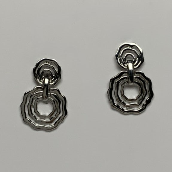 Wavy Circles Clip On Earrings