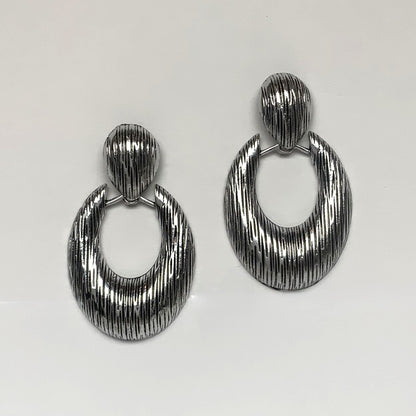 Textured Metal Oval Door Knocker Clip Earring